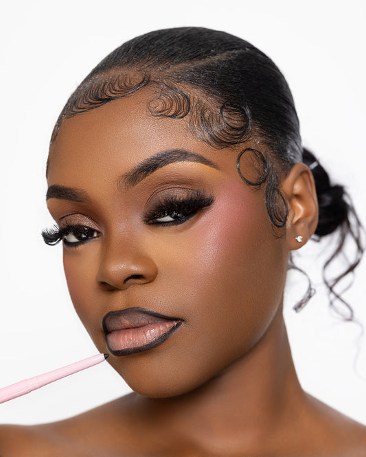 Onyx Luxe Lip Liner